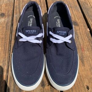 Navy blue Sperrys